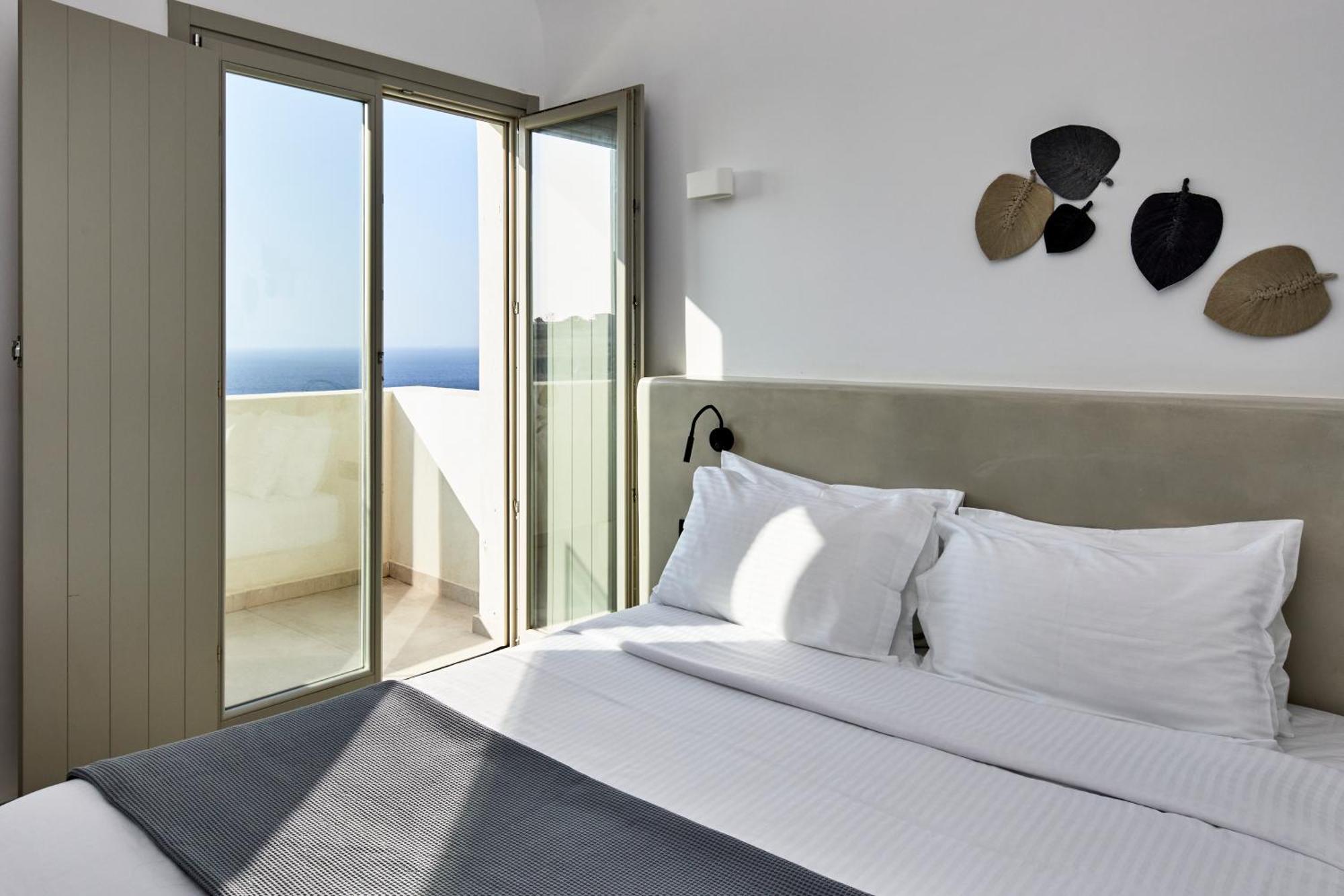 Adorno Oia Hotel Exterior photo