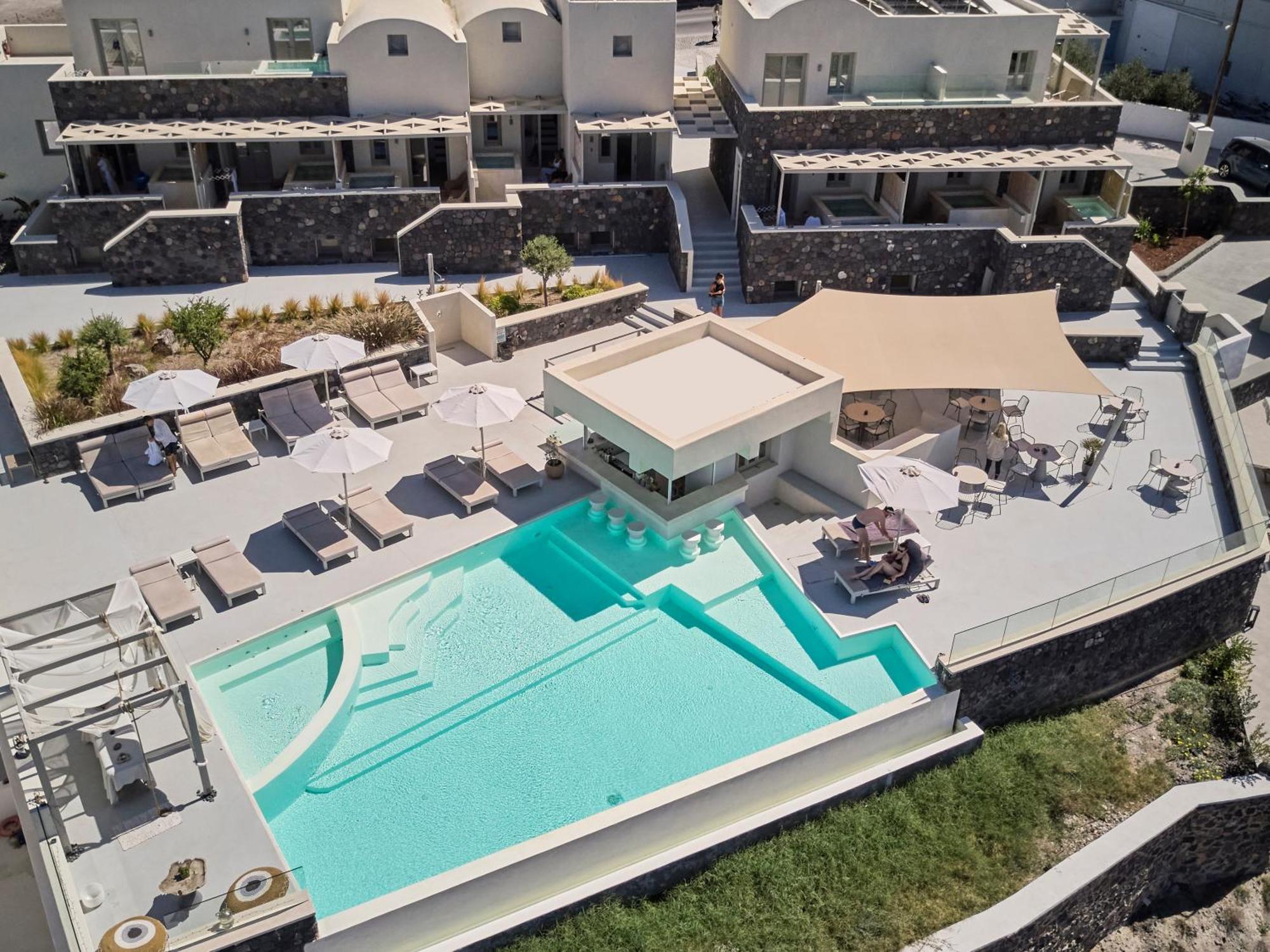 Adorno Oia Hotel Exterior photo