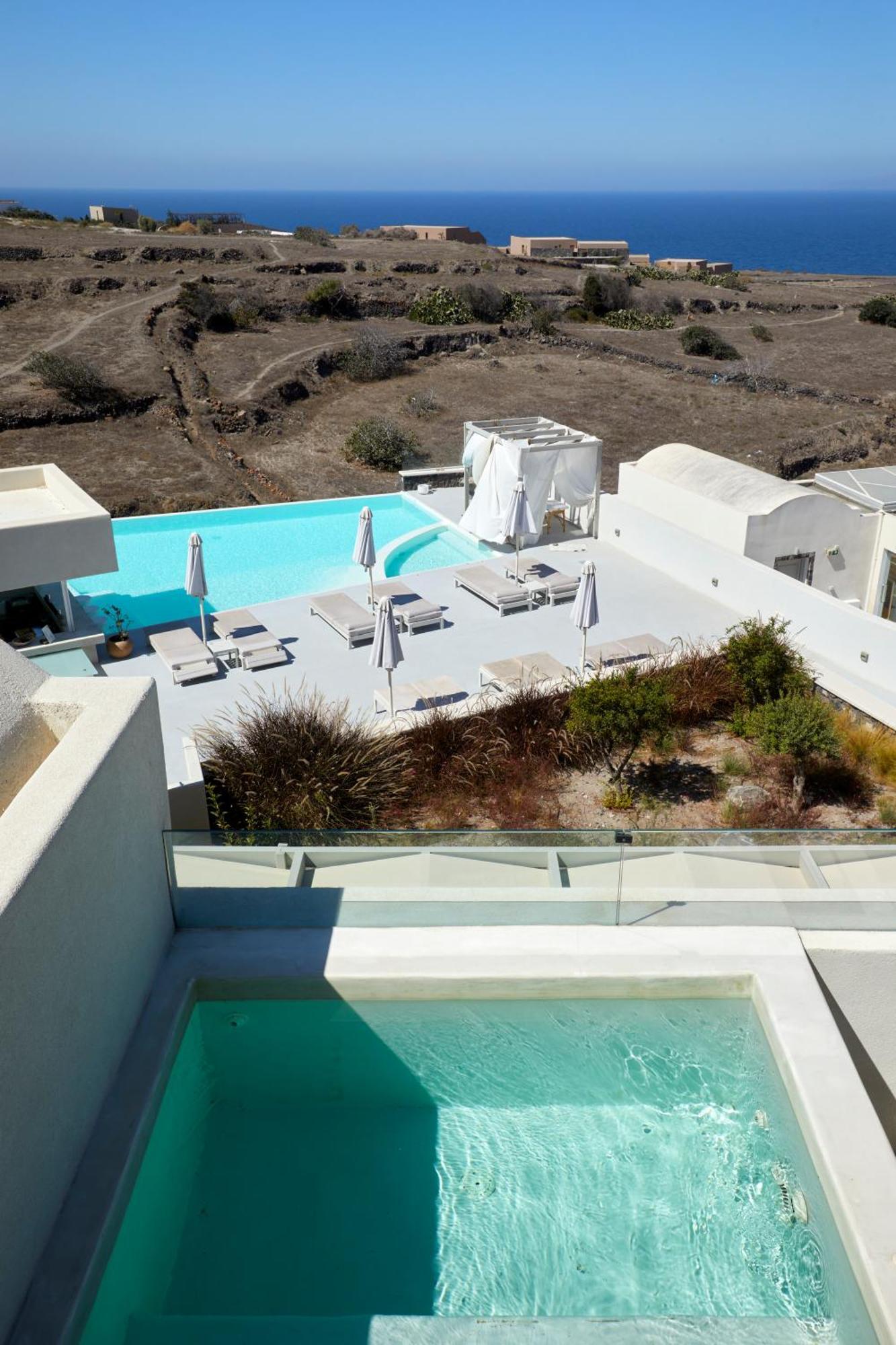 Adorno Oia Hotel Exterior photo